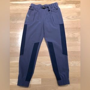 Ladies Under Armour Hiking Pants - Size M